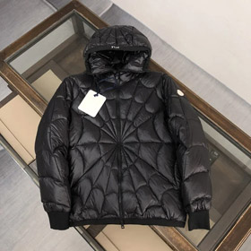 Moncler FW22 Violier Spider-Man Spider-Man fermeture éclair veste à capuchon couleur solide veste-4319  
