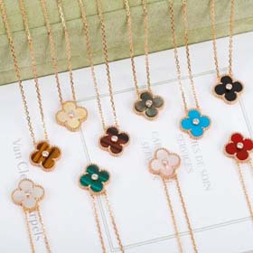 Four Leaf Clover (18 styles) - 2041  