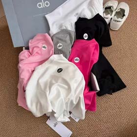 ALO 2025 Printemps et été Nouveau Simple Lettre Imprimer Minceur col rond Casual All-match T-shirt-2  